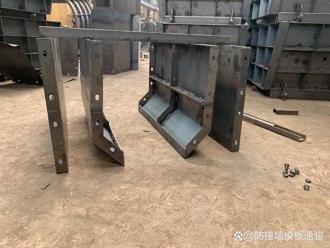 模具拆裝新方式，現(xiàn)澆水溝模板助力高效水泥預(yù)制構(gòu)件生產(chǎn)